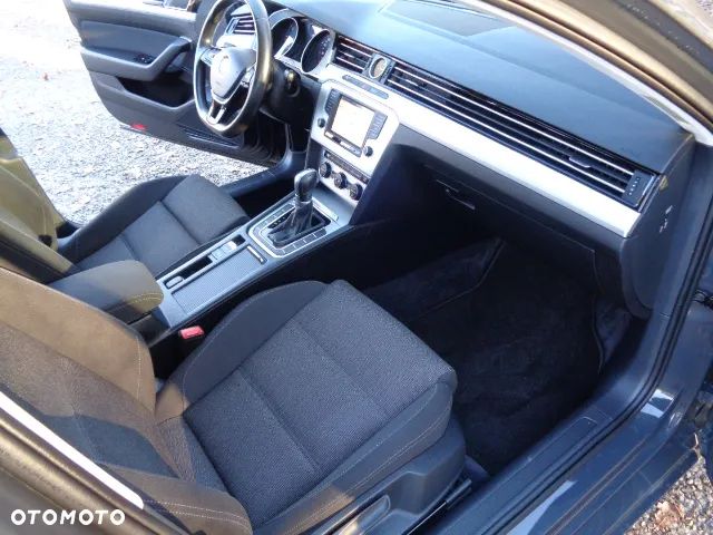 Volkswagen Passat 2.0 TDI BMT Comfortline DSG - 15