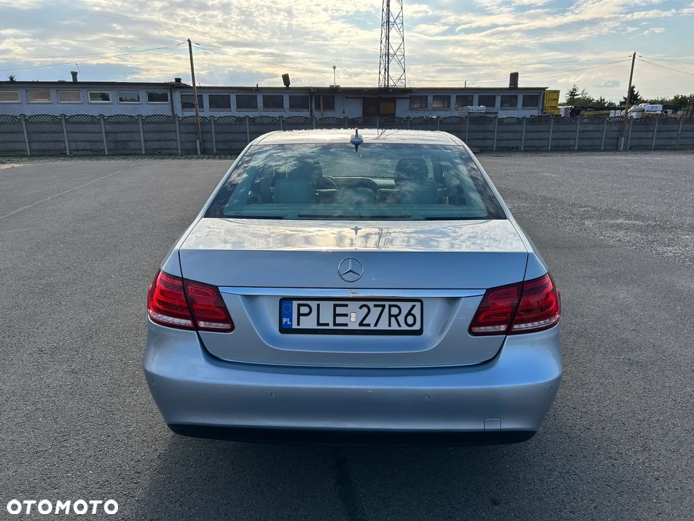 Mercedes-Benz Klasa E 250 CDI 7G-TRONIC Elegance - 15