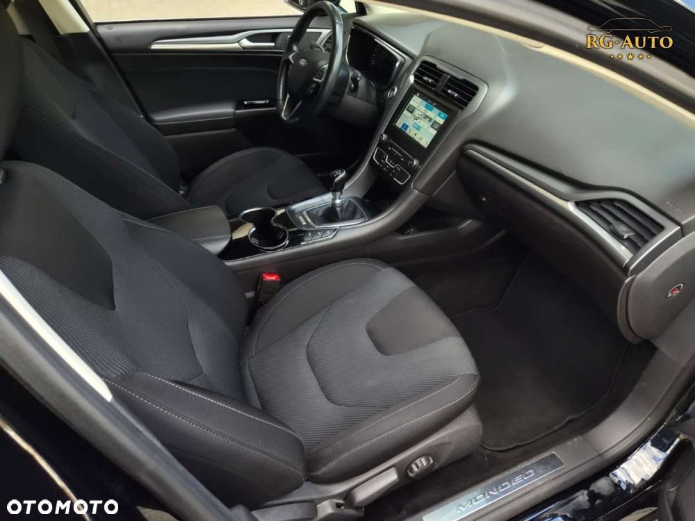 Ford Mondeo - 26