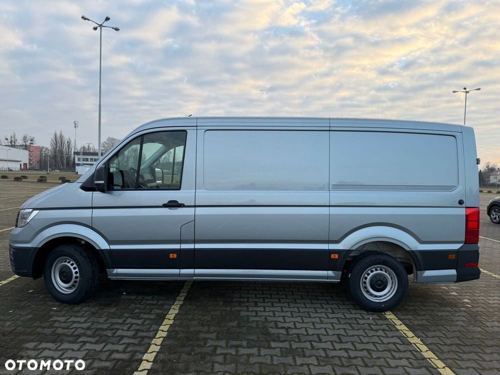 Volkswagen Crafter 35 2.0 TDI L3H3 177 KM AUTOMAT - 10