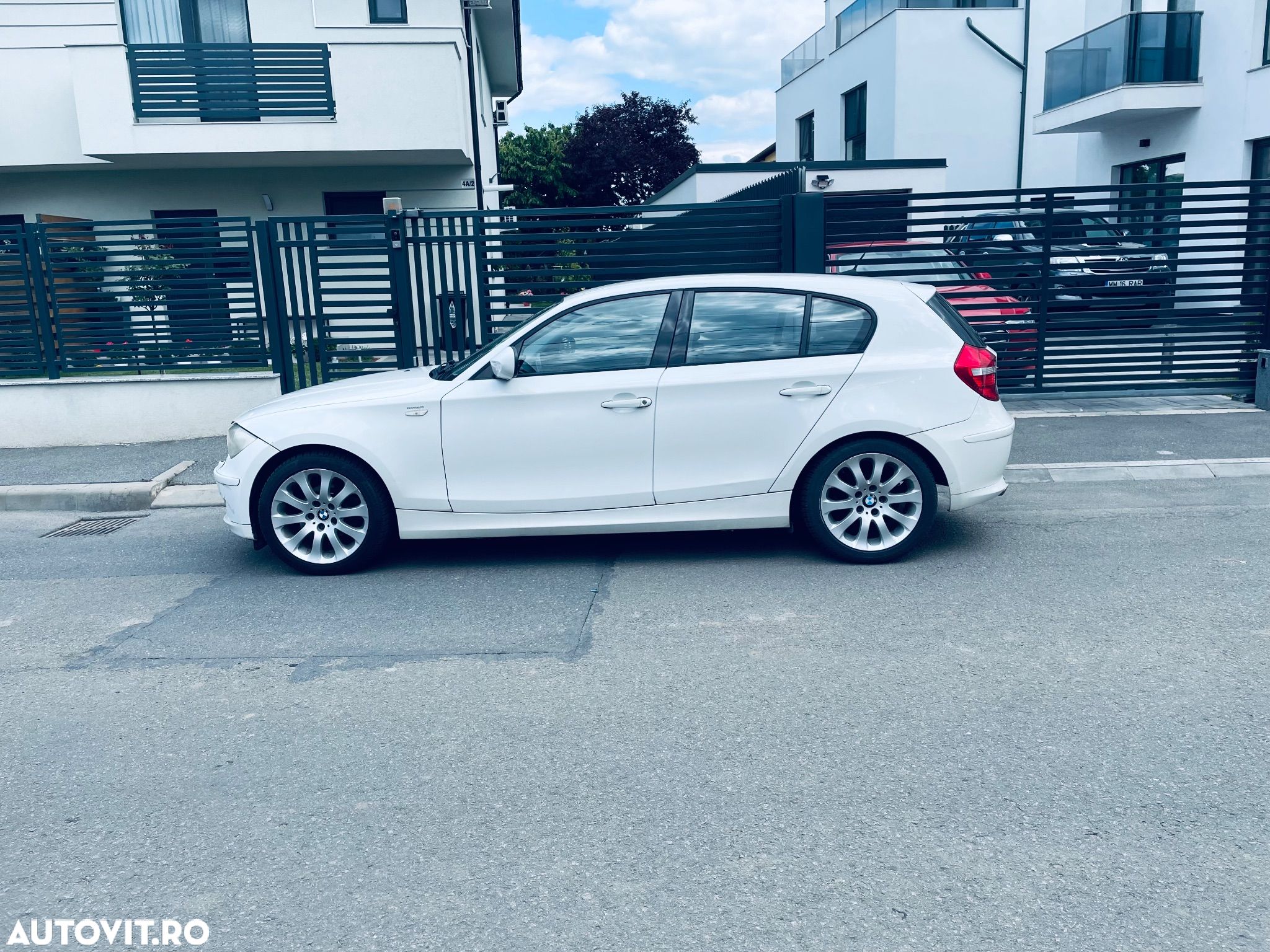 BMW Seria 1 116d - 1