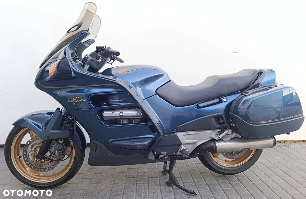 Honda ST - 4