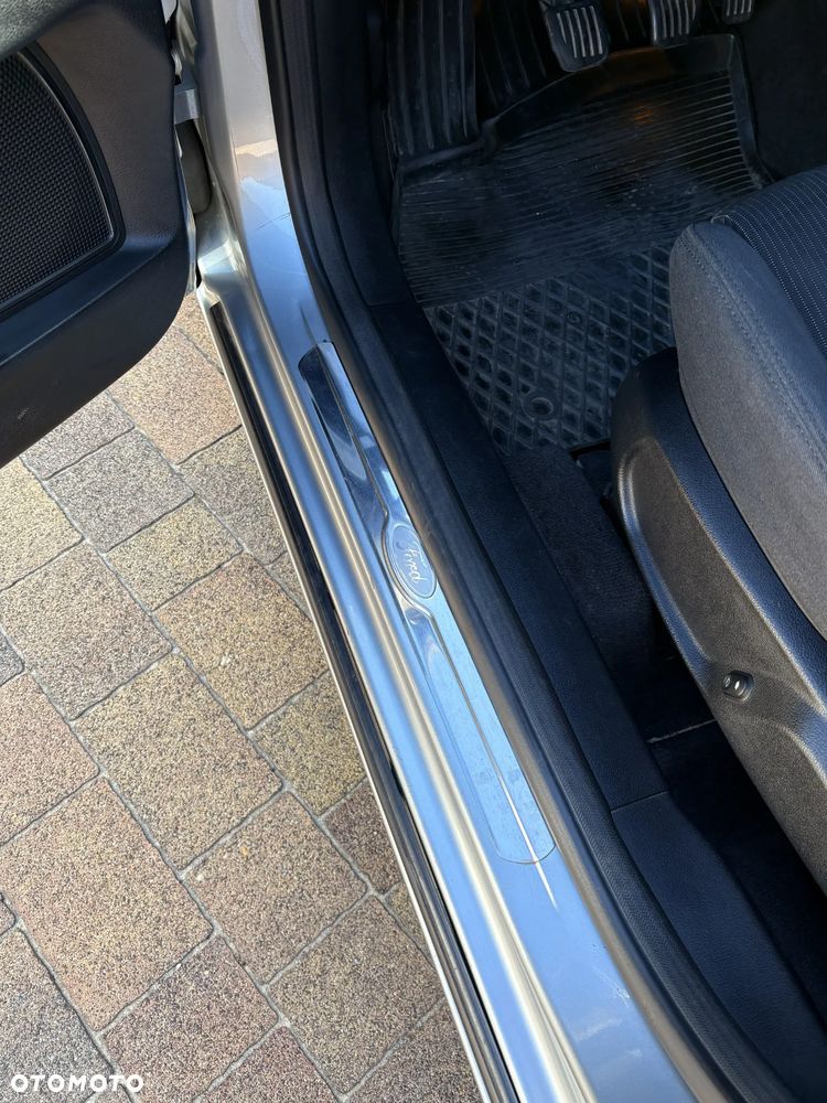 Ford Mondeo 2.0 TDCi Titanium - 12