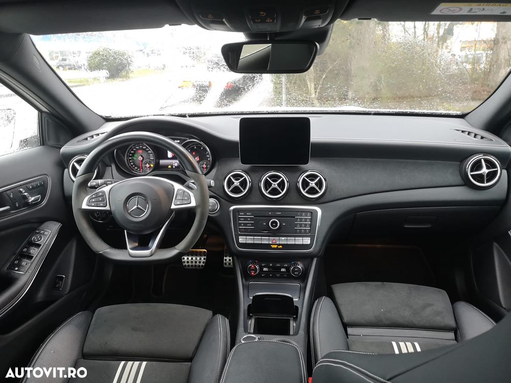 Mercedes-Benz GLA 250 4MATIC 7G-DCT Peak Edition - 9