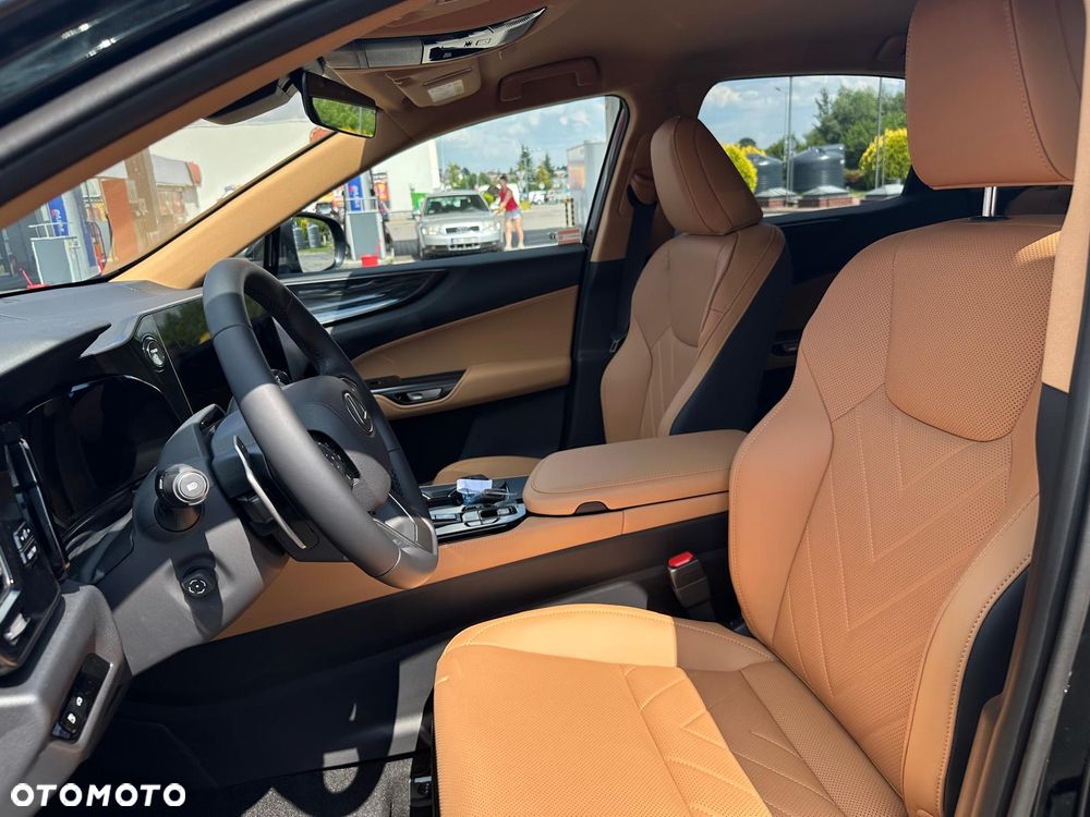Lexus NX 350h Prestige 2WD - 19