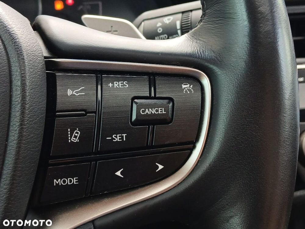 Lexus ES 300h Business Edition - 36