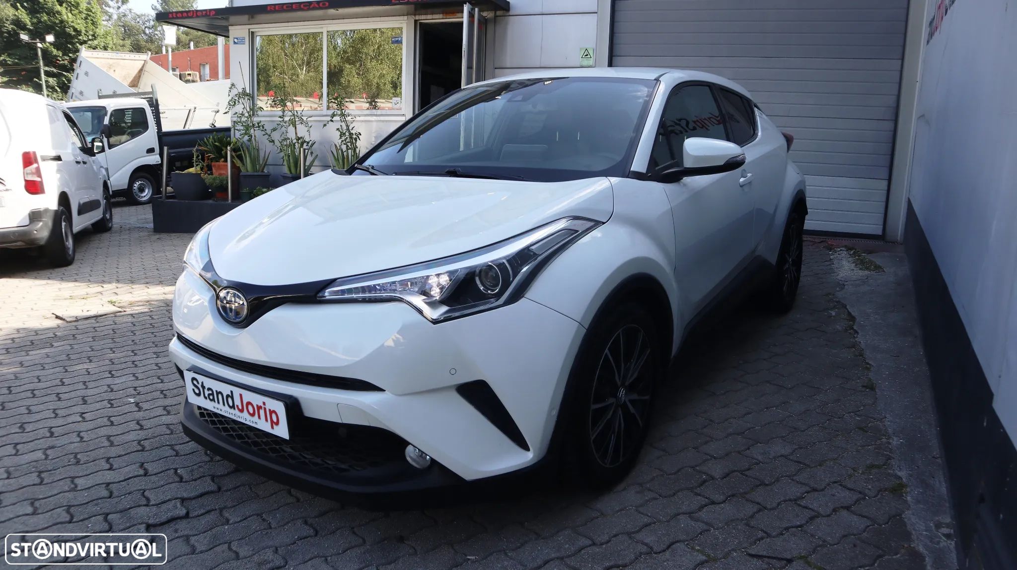 Toyota C-HR 1.8 HSD Exclusive+P.Luxury - 1