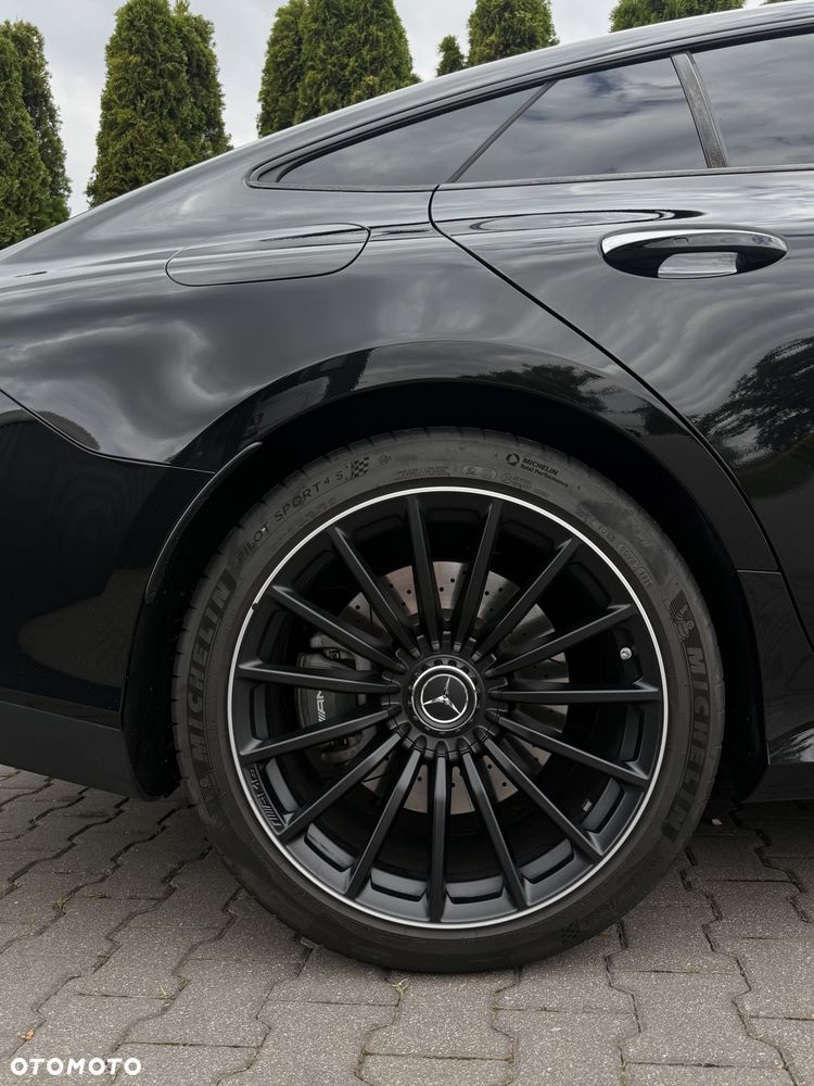Mercedes-Benz AMG GT - 12