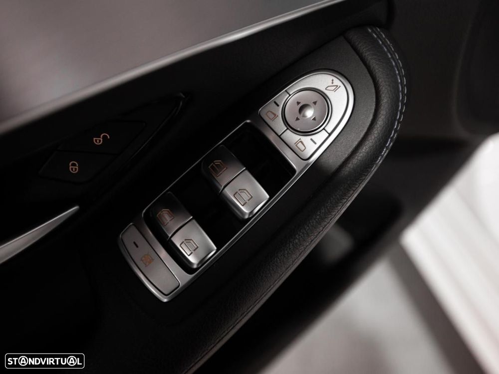 Mercedes-Benz C 300 de T 9G-TRONIC Night Edition - 16