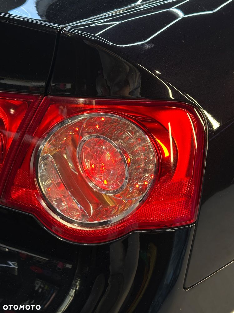 Volkswagen Passat 2.0 TDI Comfortline - 7