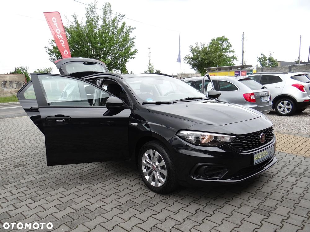 Fiat Tipo 1.4 16v Lounge EU6d - 12