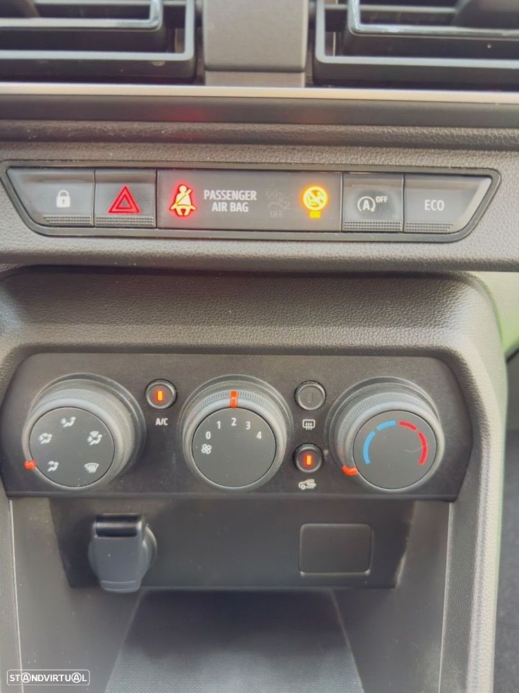 Dacia Jogger 1.0 ECO-G Essential 7L Bi-Fuel - 23