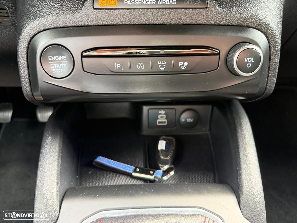 Ford Focus SW 1.0 EcoBoost MHEV ST-Line - 25
