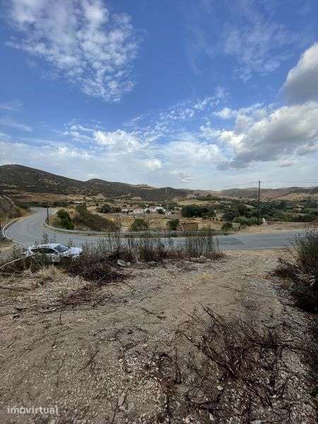 Terreno perto da barragem de odelouca, com largo para casa de madeira - Grande imagem: 4/10
