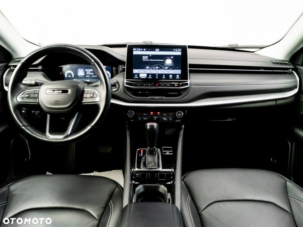 Jeep Compass - 24