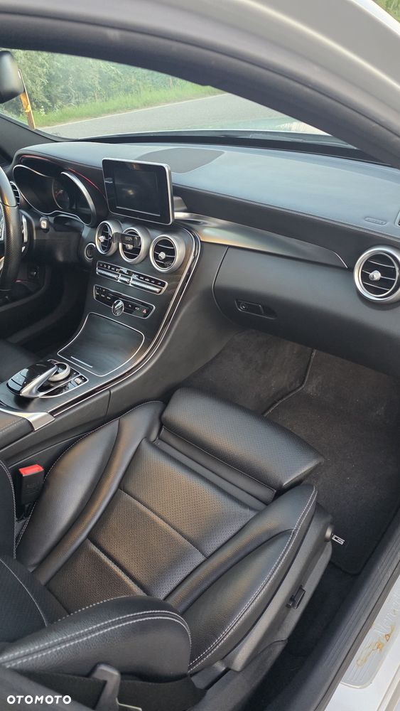 Mercedes-Benz Klasa C 400 4-Matic 7G-TRONIC - 6