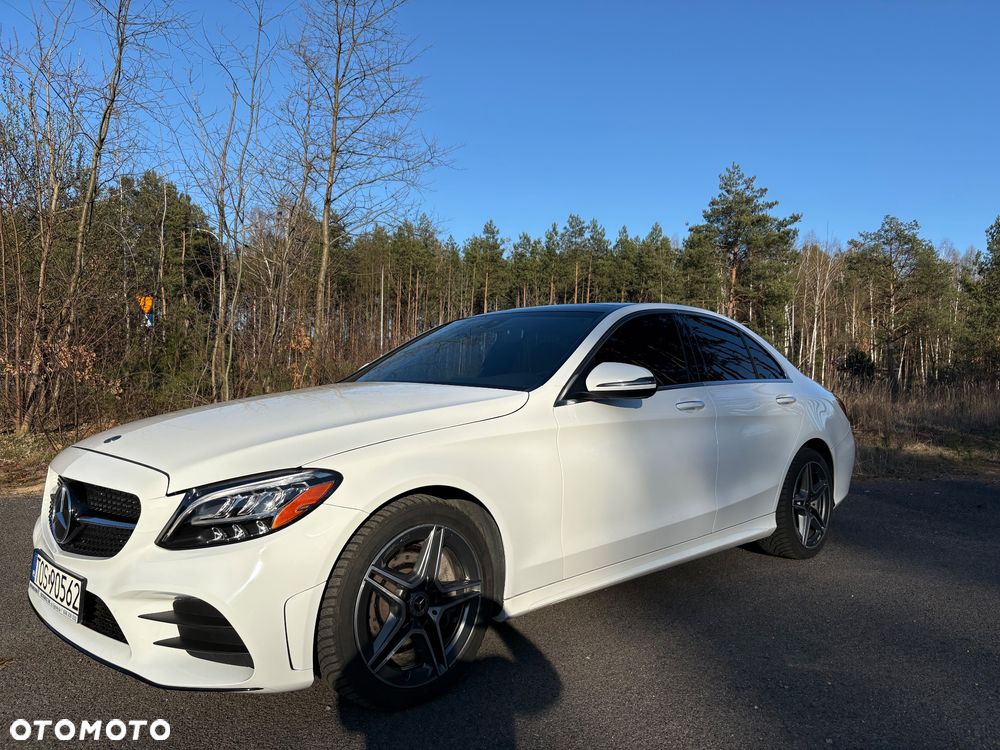 Mercedes-Benz Klasa C 300 9G-TRONIC AMG Line - 2