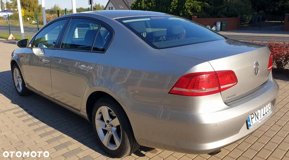Volkswagen Passat - 7