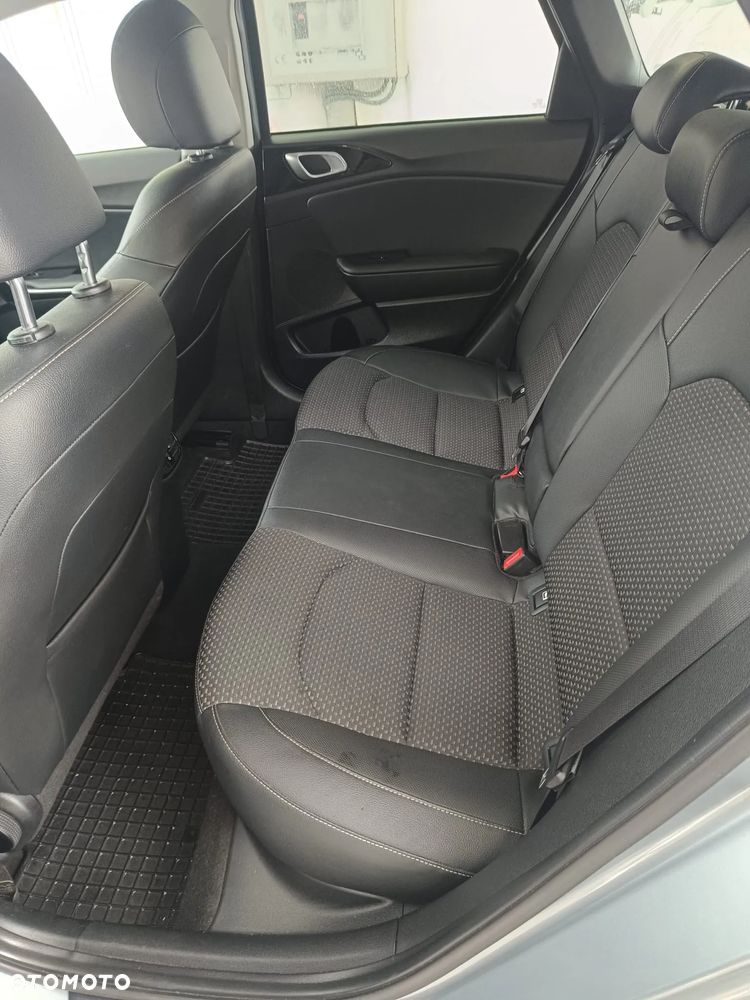 Kia Ceed 1.5 T-GDI Business Line - 15