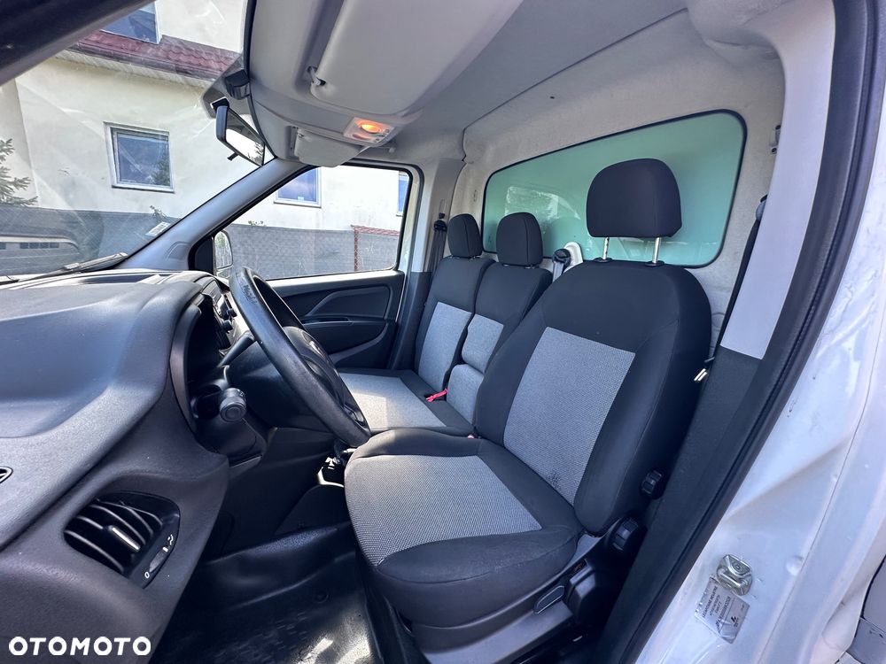 Fiat Doblo - 11