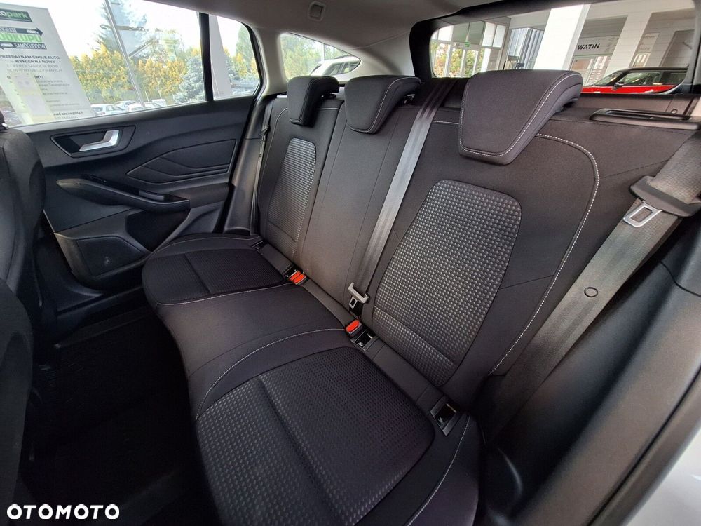 Ford Focus 1.5 EcoBlue Connected - 19