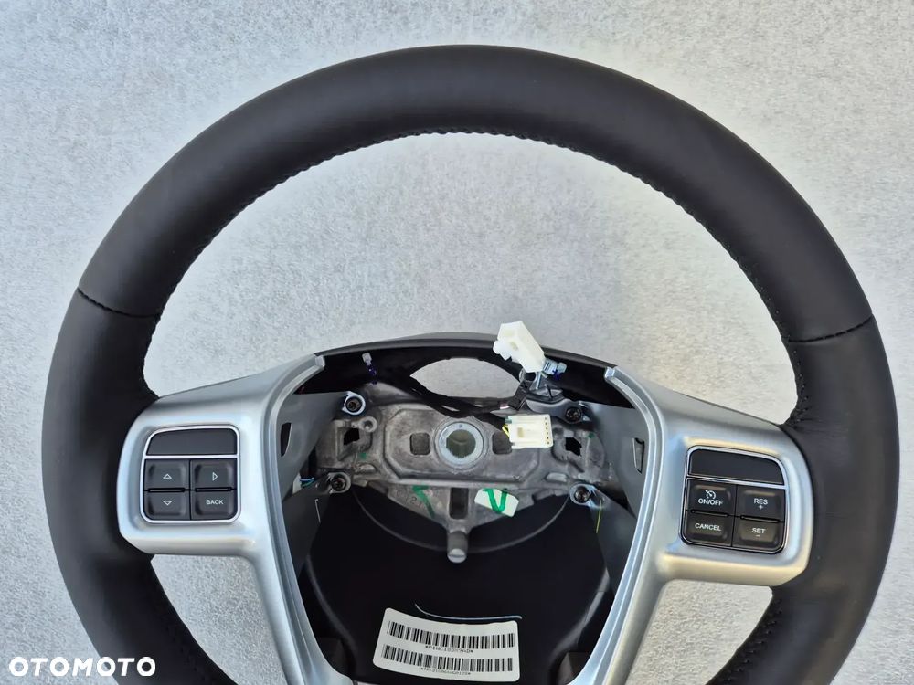 Kierownica Chrysler Town & Country Dodge Grand Caravan skóra 1YH45DX9AA - 3