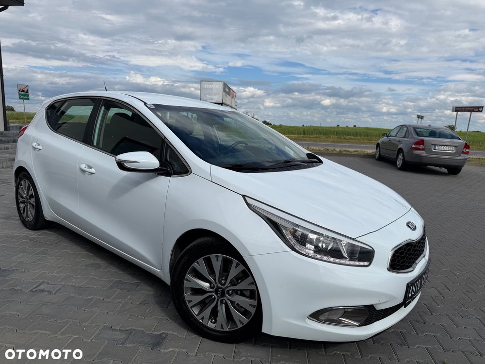 Kia Ceed - 7