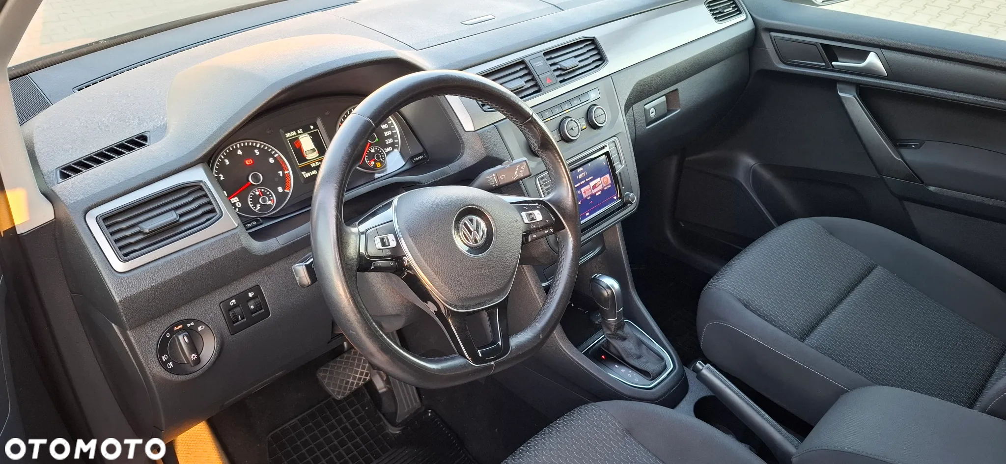 Volkswagen Caddy Maxi 1.4 TSI Trendline DSG - 11