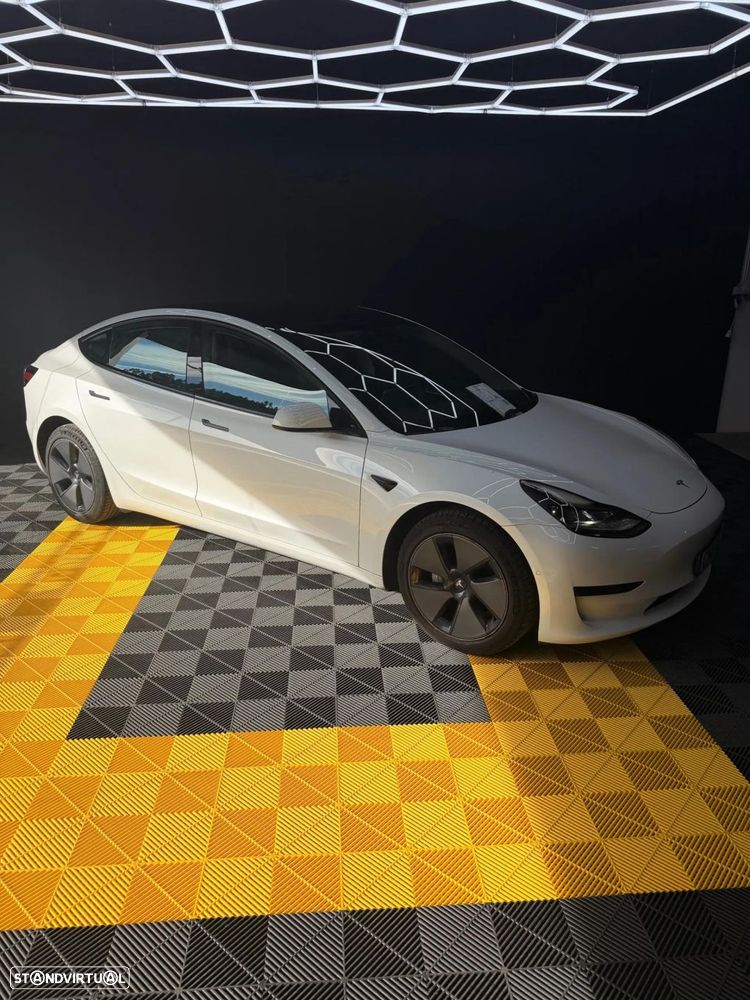 Tesla Model 3 Standard Range Plus RWD - 5