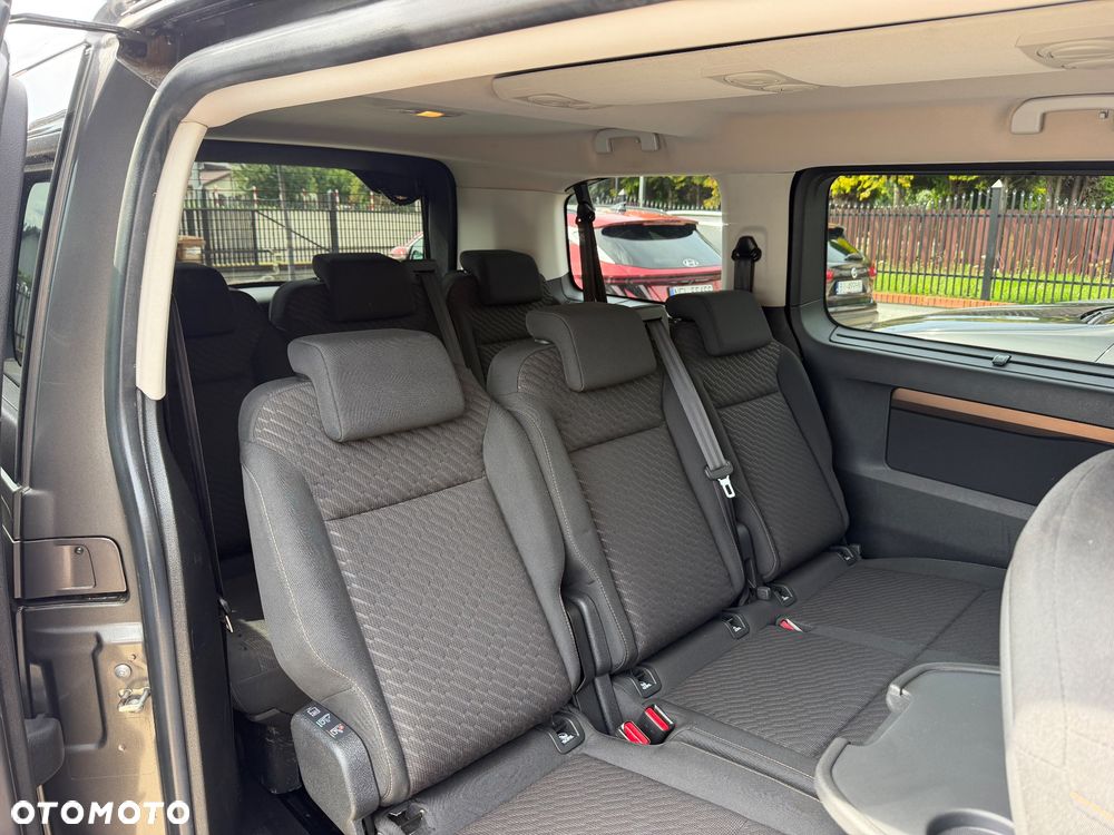 Toyota Proace Verso 2.0 D4-D Medium VIP - 18