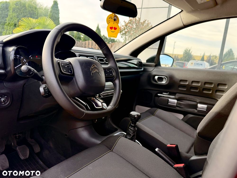 Citroën C3 1.2 PureTech Shine - 22