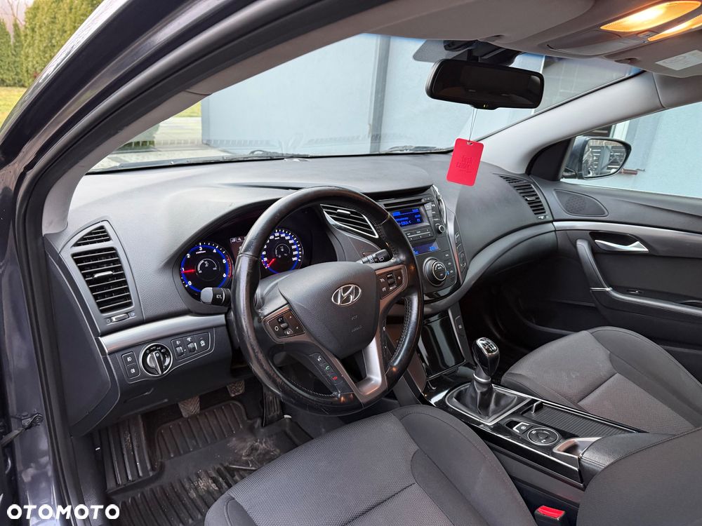 Hyundai i40 Kombi 1.7 CRDi Style - 9