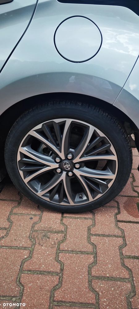 Toyota Yaris Hybrid 1.5 Executive - 17