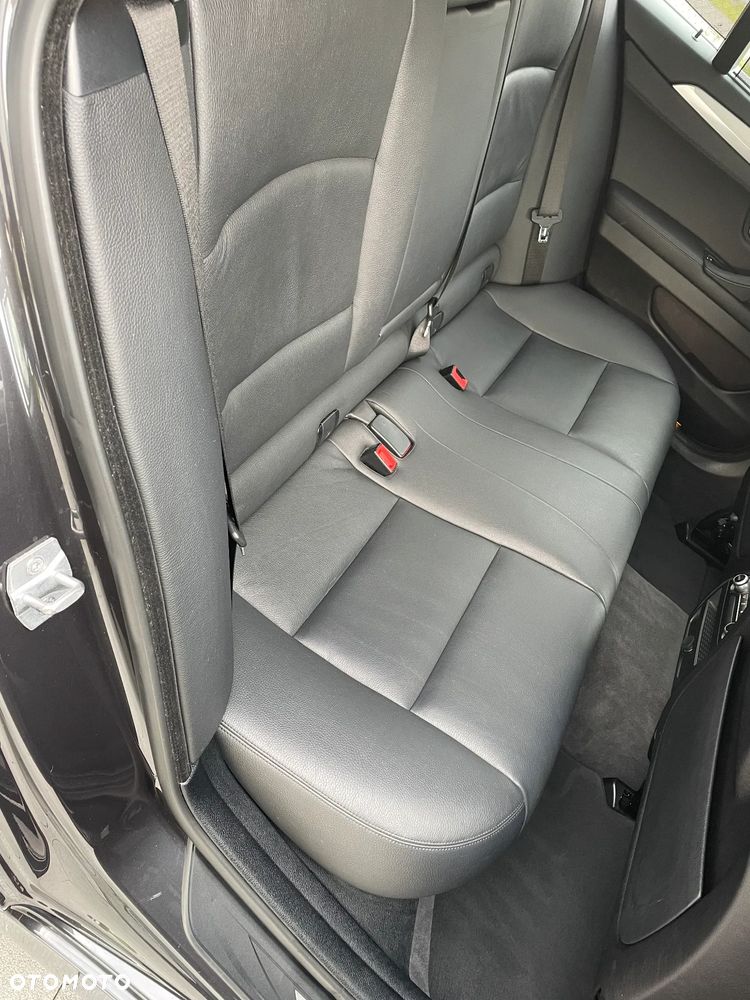 BMW Seria 5 520d Modern Line - 32