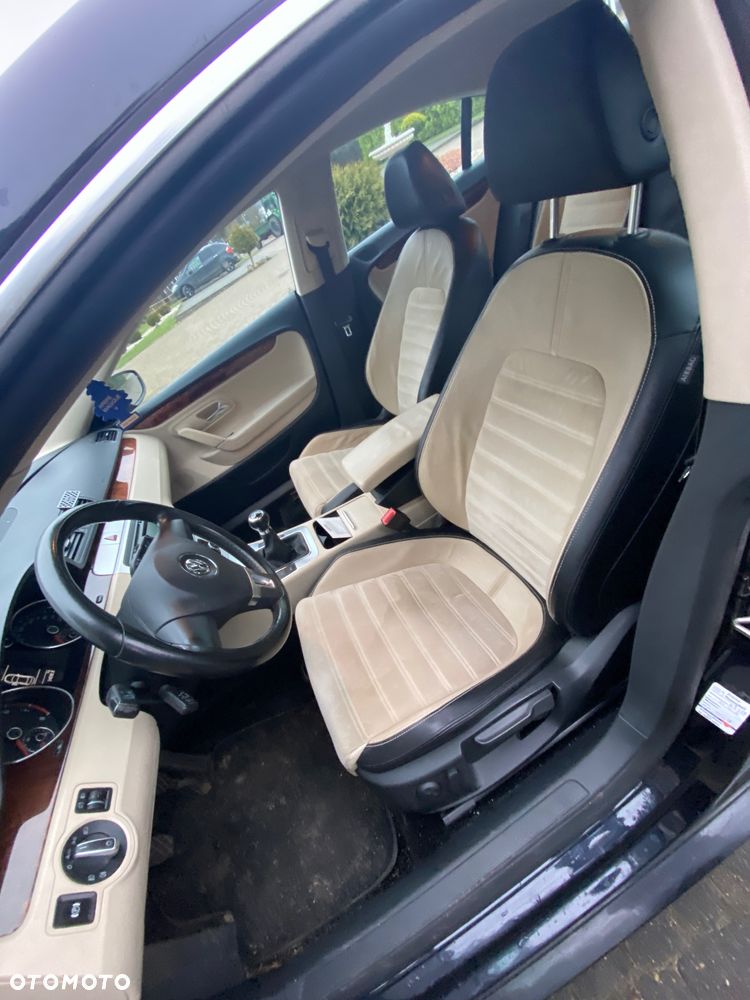 Volkswagen Passat 1.8 TSI Comfortline - 12