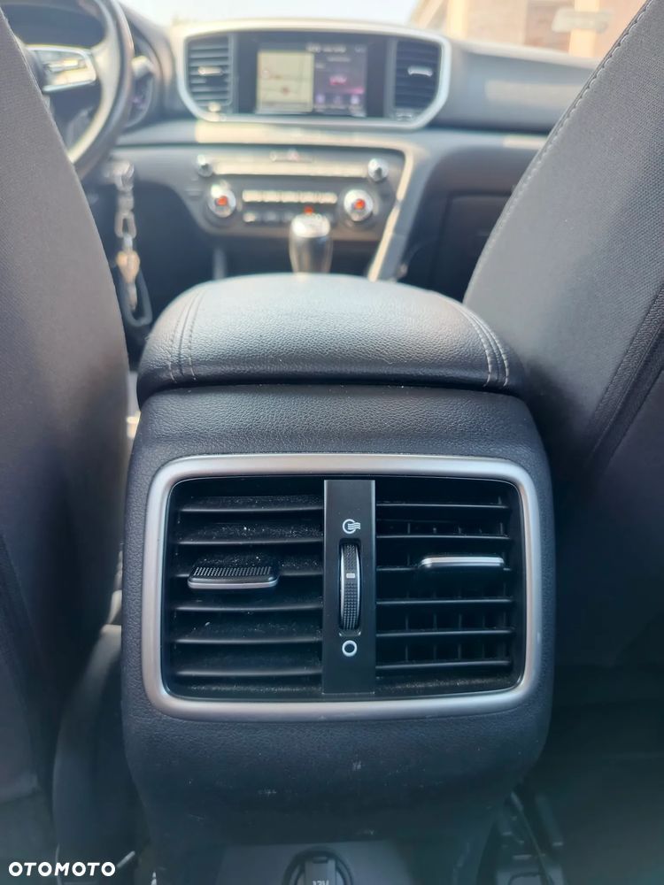 Kia Sportage - 10