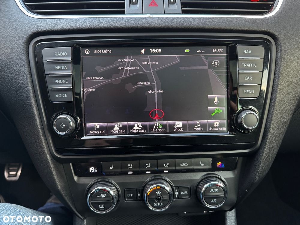 Skoda Octavia 2.0 TDI RS - 36