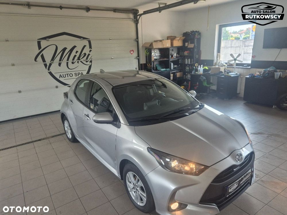 Toyota Yaris - 4