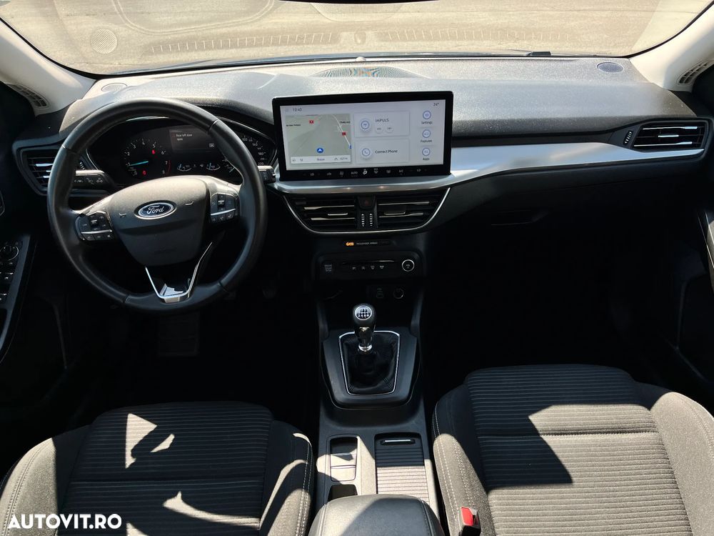 Ford Focus - 13