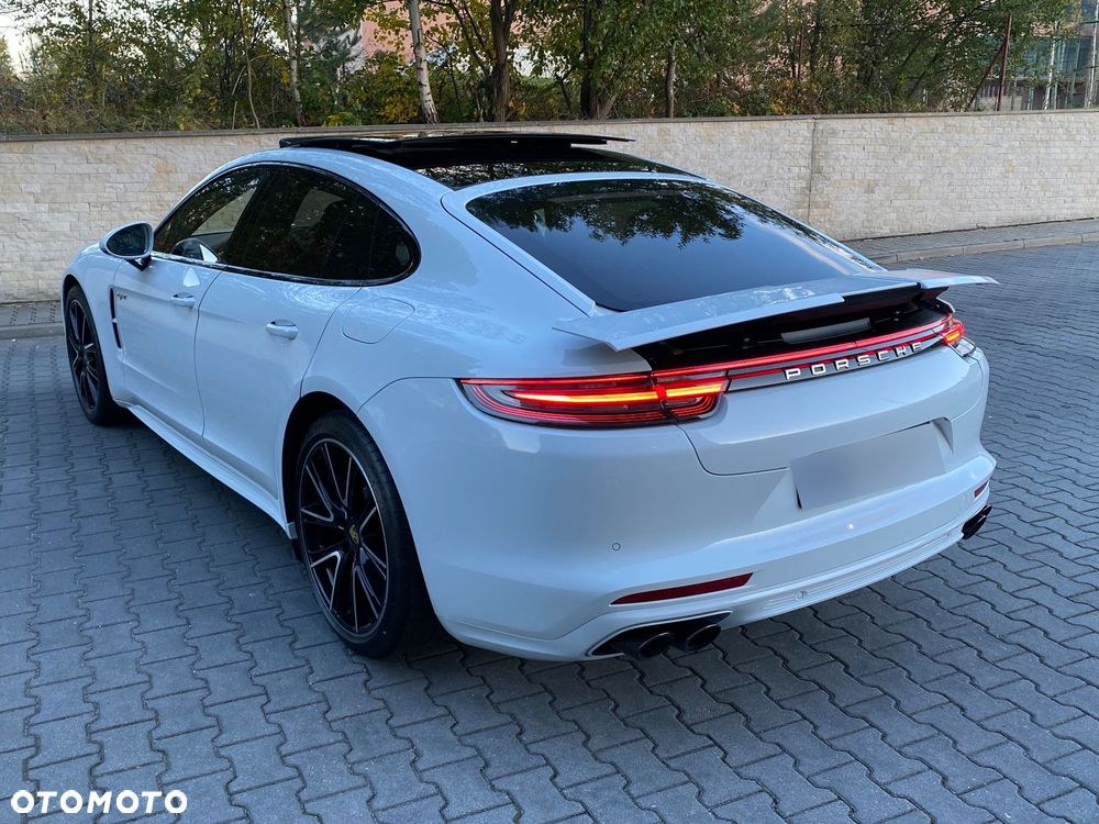 Porsche Panamera - 29