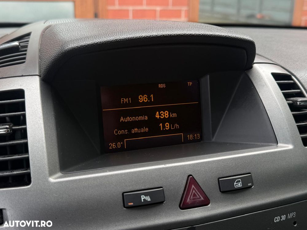 Opel Zafira 1.9 CDTI - 15