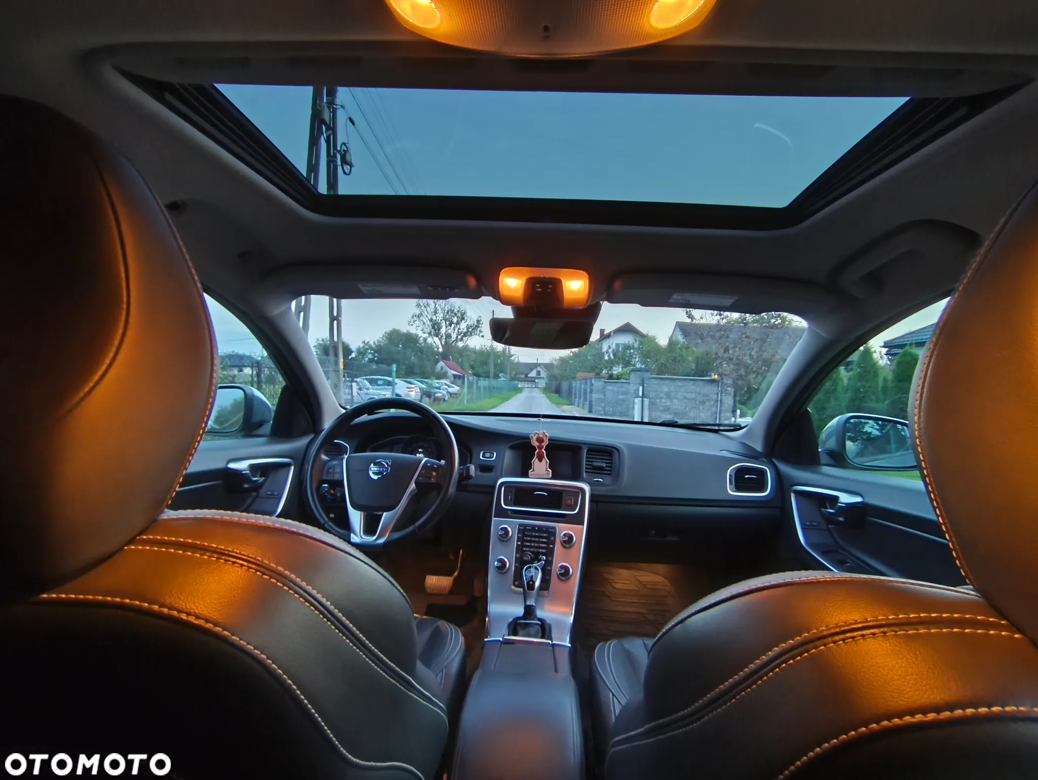 Volvo S60 T5 R-Design Kinetic - 14