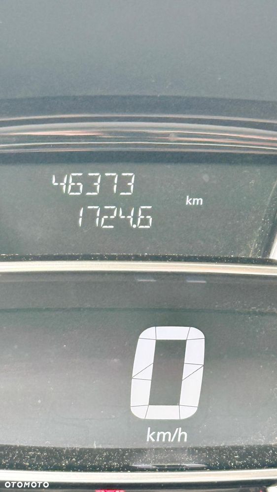 Renault Clio 1.2 16V Limited EU6 - 22