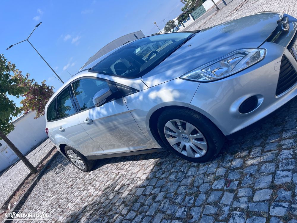 Ford Focus SW 1.6 TDCi Titanium - 5
