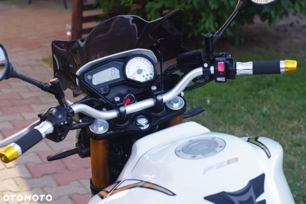 Yamaha XTZ - 16