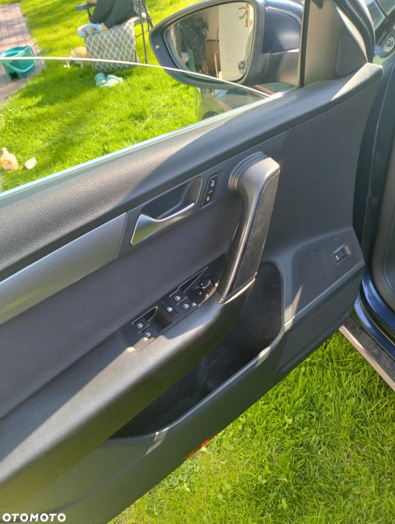 Volkswagen Passat 1.6 TDI Comfortline - 15