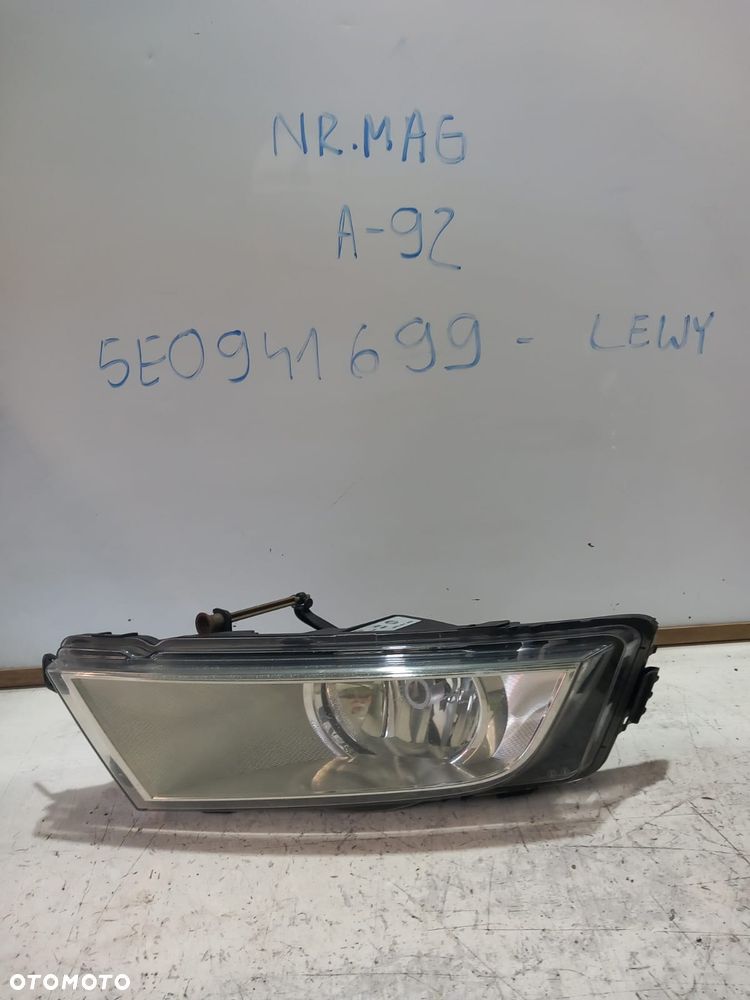 HALOGEN LEWY SKODA OCTAVIA III 5E0941699 - 1