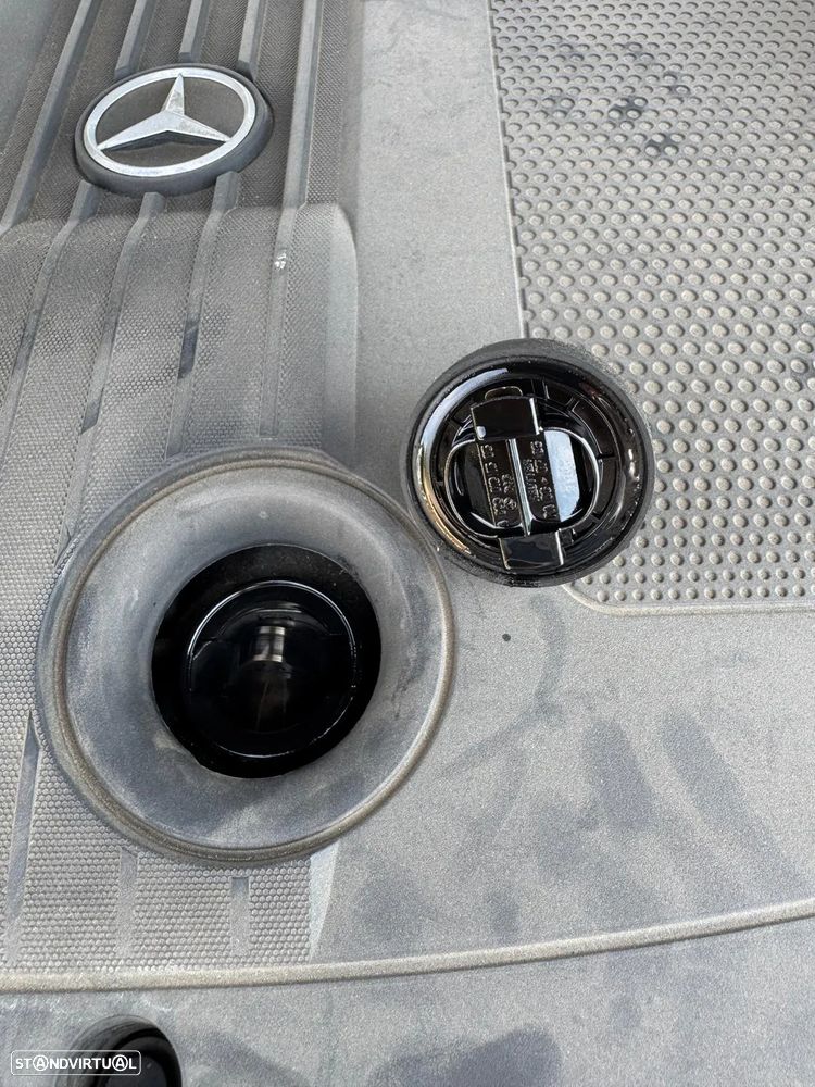 Mercedes-Benz E 300 Bluetec Hybrid Avantgarde - 49