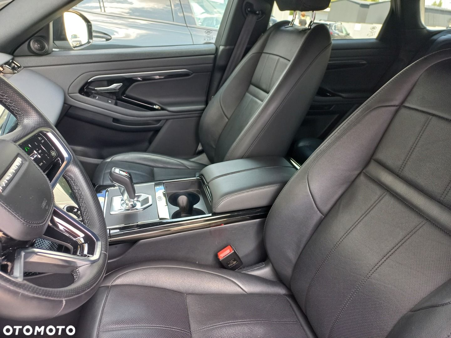 Land Rover Range Rover Evoque - 10