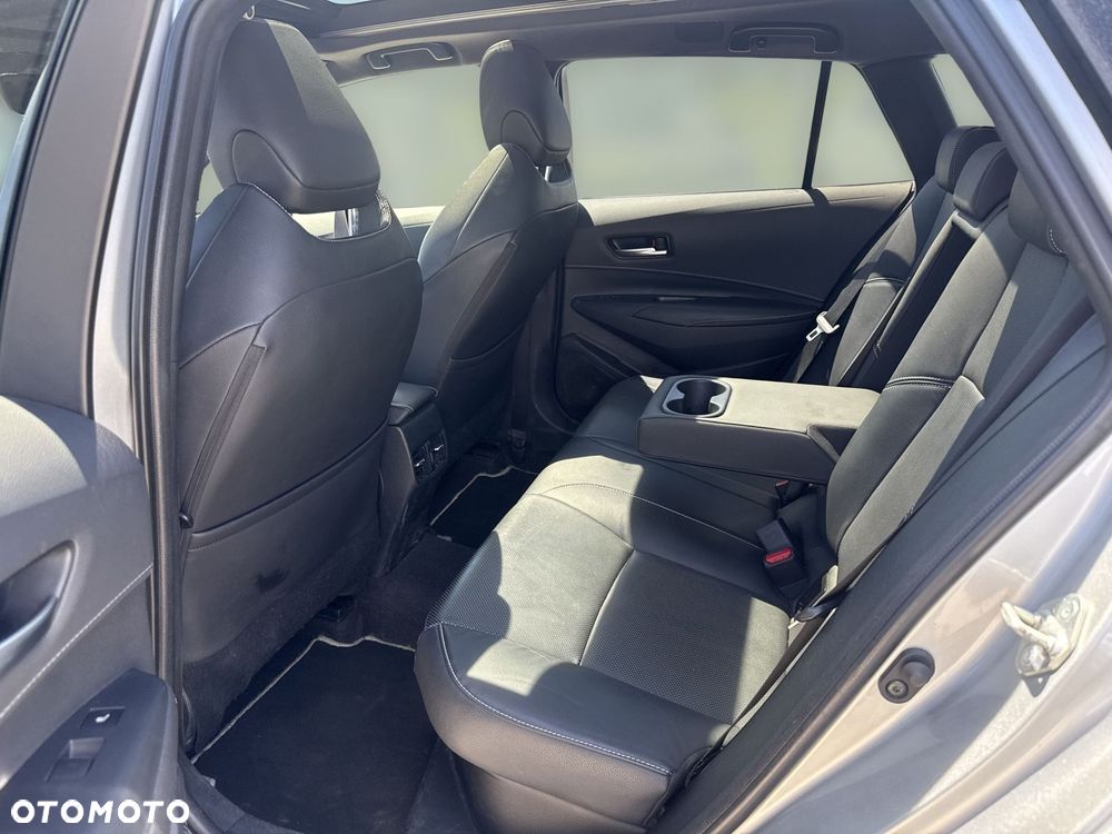 Toyota Corolla - 11